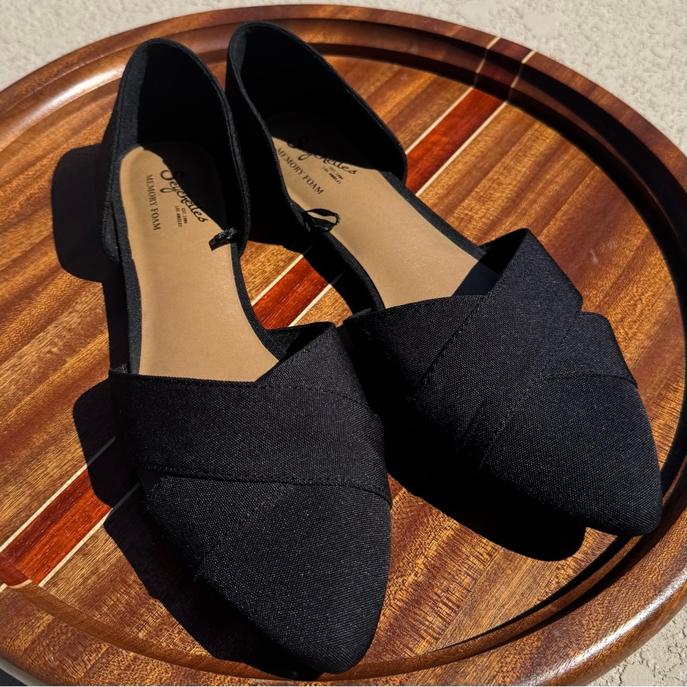 Point Toe Flats Seychelles  Black Size 9.5 With Memory Foam Sole